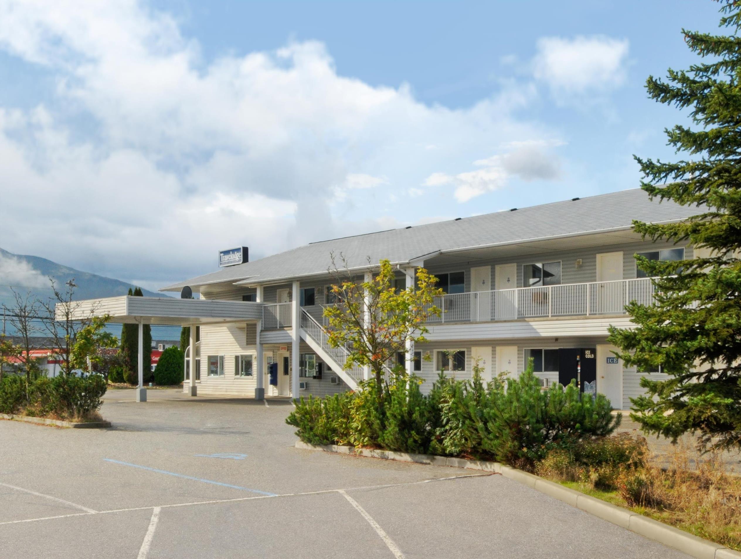 萨蒙阿姆旅程住宿酒店 鲑鱼湾 外观 照片